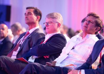 Empresarios valoran agilidad, modernización y apertura en Aduanas