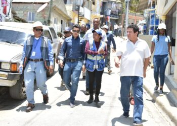 Wellington Arnaud supervisa trabajos de la segunda etapa de Arroyo Gurabo