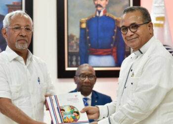 MINERD recibe primera partida de libros de textos para ser utilizados en el próximo año escolar