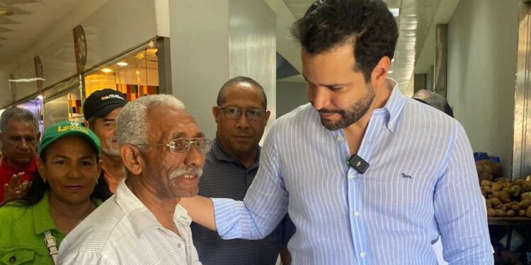 Rafael Paz destaca rol de pequeños comerciantes en economía de la capital