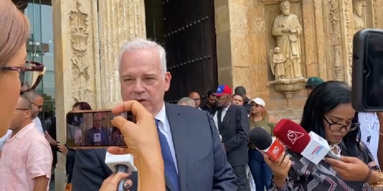 Presidente PNVC Juan Cohen señala es urgente prestar atención a la educación en RD