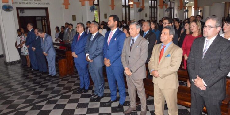 Superintendencia del Mercado de Valores celebra misa por conmemoración XX aniversario