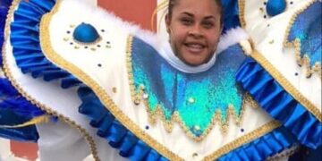 Imponen 3 meses prisión preventiva a mujer acusada de apuñalar 2 personas en carnaval vegano