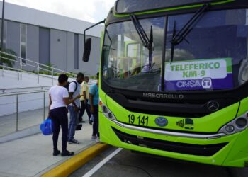 Usuarios de la OMSA expresan satisfacción con sistema unificado de transporte