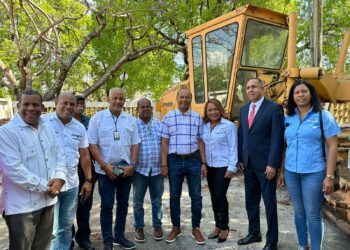 Dejan iniciado preparación de 150 kilómetros de caminos vecinales en SPM  