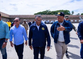 Director General Migración recorre zona fronteriza por Elías Piña e imparte instrucciones a personal de la institución