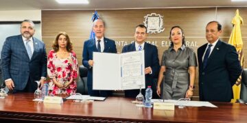 Titular del MESCYT valora lanzamiento del IESPEC