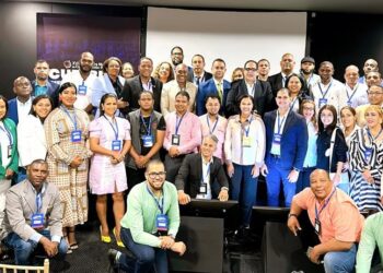 Maestro Noel de la Rosa participa en Cumbre Mundial de Comunicación Política en Colombia