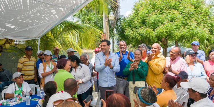 Roberto Ángel ratifica compromiso del Gobierno de que inclusión llegue a cada rincón del país