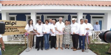 El presidente Abinader amplía servicios de atención a la primera infancia en Monte Plata