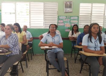 Centro educativo Juan Pablo Duarte en peligro por electricidad