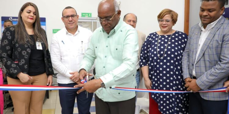 Edeeste inaugura Centro de Contacto Virtual para bridar mayores facilidades a sus clientes
