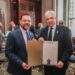 Senado de Nueva York reconoce a Eduardo Estrella