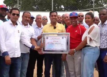 Reconocen aportes de Kelvin Cruz al deporte vegano