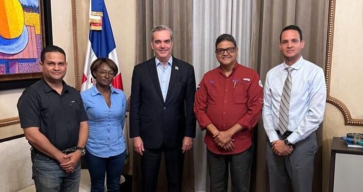 Presidente de la República recibe informe del programa “Yo te Escucho”