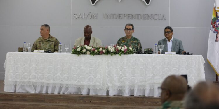 COE ejercita y actualiza protocolos ante huracanes y terremoto