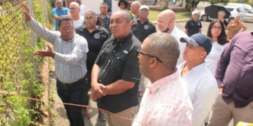 Alcalde SDO recorre sector San Benito junto a la Junta de Vecinos