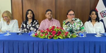 Director de DAEH se reúne con colaboradores de la provincia Duarte