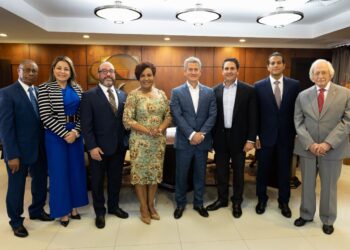 Cadoar presenta plan de trabajo para fortalecer el sector asegurador