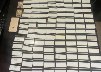 Apresan dos personas con 220 tarjetas Solidaridad