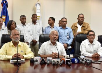 MINERD presenta a ADP propuesta de reajuste salarial para pensionados y jubilados