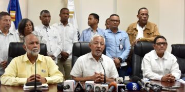 MINERD presenta a ADP propuesta de reajuste salarial para pensionados y jubilados