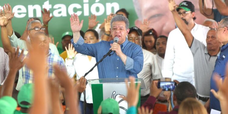 Leonel reúne este viernes en La Romana a sus dirigentes y el sábado irá a Cotuí