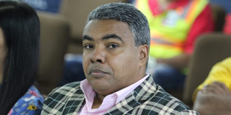 William Pérez dice las condiciones están dadas para que el Gobierno baje 20 pesos al GLP