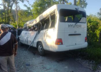 Accidente deja varios estudiantes muertos en Hato Mayor