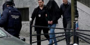 Internado en un psiquiátrico el menor serbio que mató a nueve personas en escuela