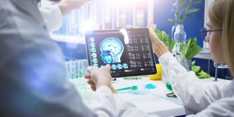 Cáncer de cerebro: Cuáles son las 7 señales para estar atentos y los 6 avances que dan esperanzas