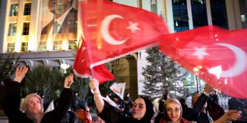 Turquía parece encaminarse a la segunda vuelta en la carrera presidencial,