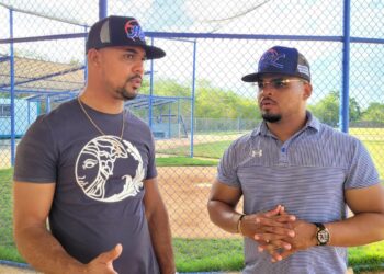 Academia de béisbol H Y L denuncia estafa por padre talentoso prospecto