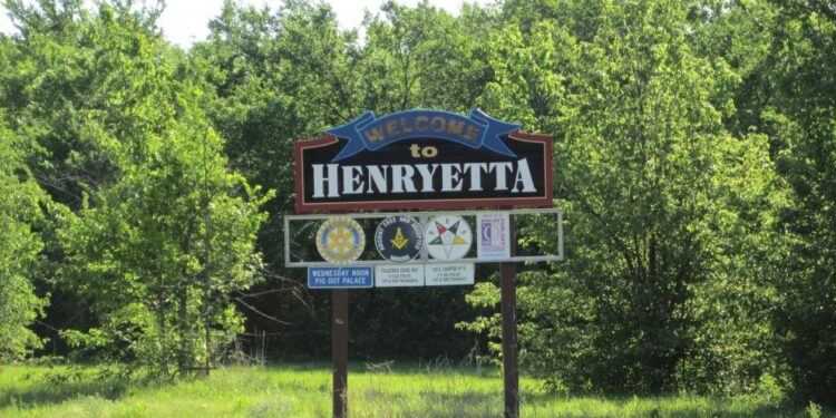 Encuentran los cuerpos de siete personas en una vivienda en Oklahoma, EEUU