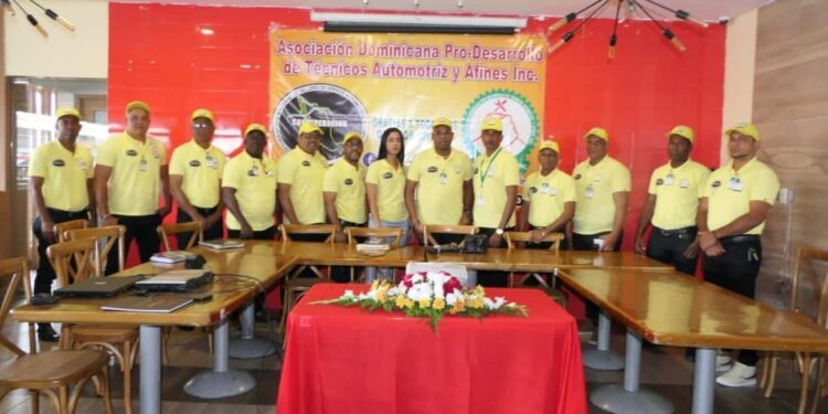 Realizan inspección automovilística en República Dominicana