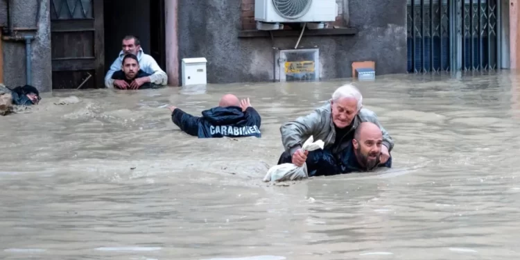 Ascienden a 14 los muertos por las inundaciones en la región italiana de Emilia Romaña