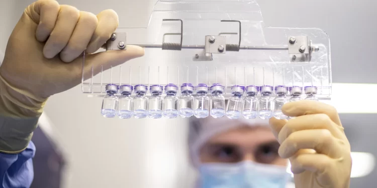 Ex experto del Gobierno chino no descarta que la covid se fugase de un laboratorio