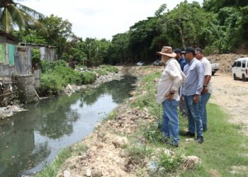 Medio Ambiente y Fideicomiso DO Sostenible coordinan acciones en favor de los ríos Isabela y el Ozama