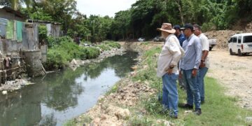 Medio Ambiente y Fideicomiso DO Sostenible coordinan acciones en favor de los ríos Isabela y el Ozama