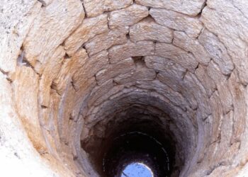 Encuentran sin vida la niña de dos años atrapada en un pozo más de 50 horas en India