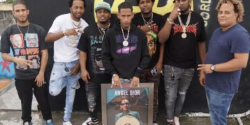 Angel Dior y Los Pérez 42 Récords celebran primer Disco de Oro en “Tu Música Urbana”