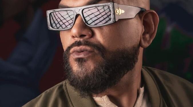 Ovni lanza SIE7E, segundo álbum solista del legendario rapero