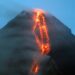 Filipinas evacua a las personas cerca del volcán Mayon, donde más disturbios indican que se avecina una erupción