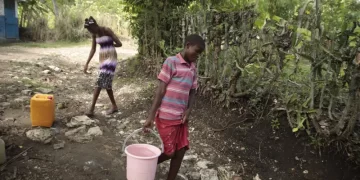 30.000 niños haitianos viven en orfanatos privados