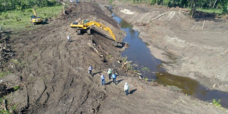 INDRHI anuncia adecuación de cañadas en Padre Las Casas