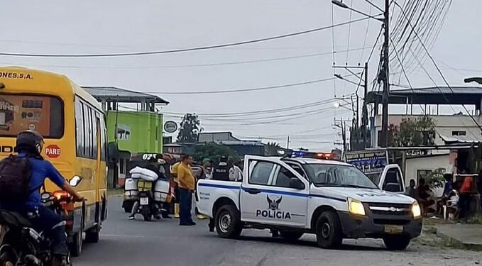 Al menos 8 muertos y 5 heridos en una serie de enfrentamientos entre bandas en Ecuador