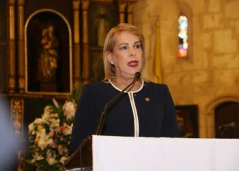 Presidenta Colegio de Notarios favorece libertad de reclusos con enfermedades terminales