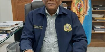 Cancelan empleado de migración que participó en operativo donde sale una señora con un niño