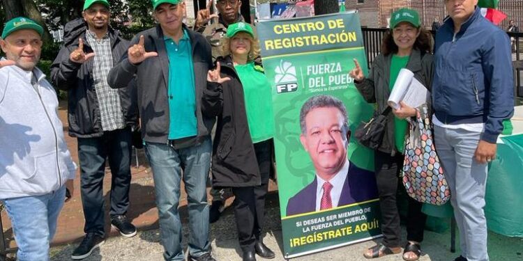 Dirigentes de la Fuerza del Pueblo en New York lideran jornada de afiliación de nuevos miembros