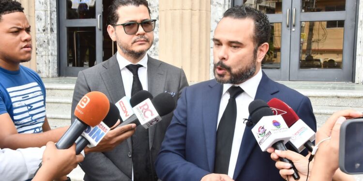 Abogados de Adán Cáceres esperan respuesta del Congreso sobre interpelación al MP